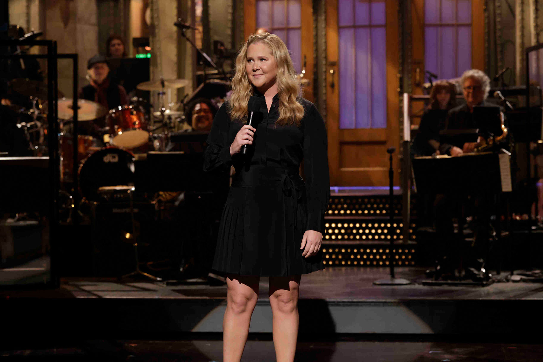 Watch Highlights From Amy Schumer's 2022 SNL Episode NBC Insider