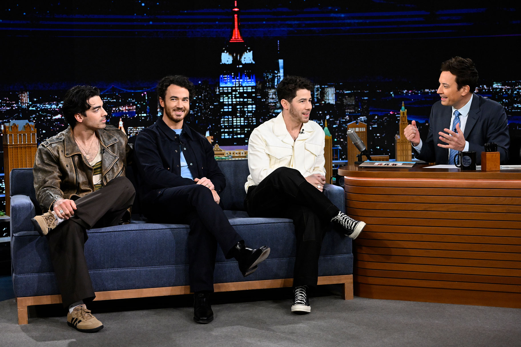 Jimmy Fallon Just Crashed a Jonas Brothers Concert to Perform 