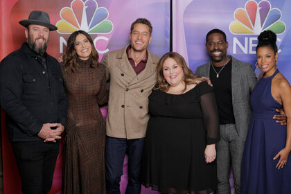 Pictured: NBC' s "This Is Us" cast (l-r) Chris Sullivan, Mandy Moore, Justin Hartley, Chrissy Metz, Sterling K. Brown, Susan Kelechi Watson