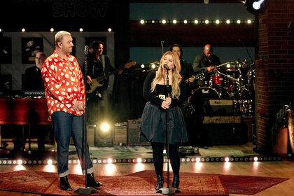 Sam Smith and Kelly Clarkson on the Kelly Clarkson Show