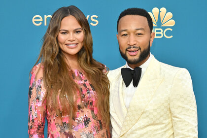 Chrissy Teigen and John Legend shares photo of daughter