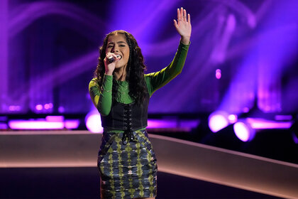 Kaylee Shimizu performs on the voice 2404