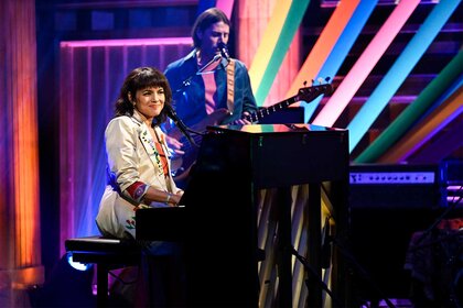 Norah Jones on The Tonight Show Starring Jimmy Fallon Episode 1934