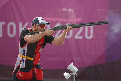 Vincent Hancock of Team United States shooting during the Skeet Men's Finals on day three of the Tokyo 2020 Olympic Games