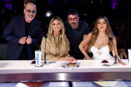 Howie Mandel, Heidi Klum, Simon Cowell and Sofia Vergara in America's Got Talent, Season 19 Episode 11.