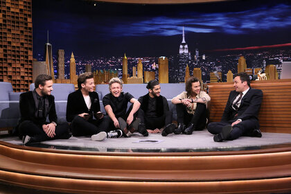 One Direction sit on the floor with jimmy fallon on The Tonight Show season 2 episode 72