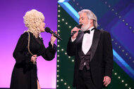 Miley Cyrus as Dolly Parton and Jimmy Fallon as Kenny Rogers perform "Islands in the Stream"