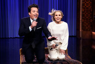 Jimmy Fallon and Kristen Bell duet together on The Tonight Show