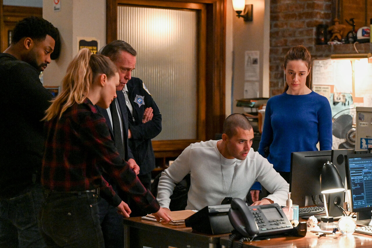 Chicago pd season 6 episode 15 2025 watch online free