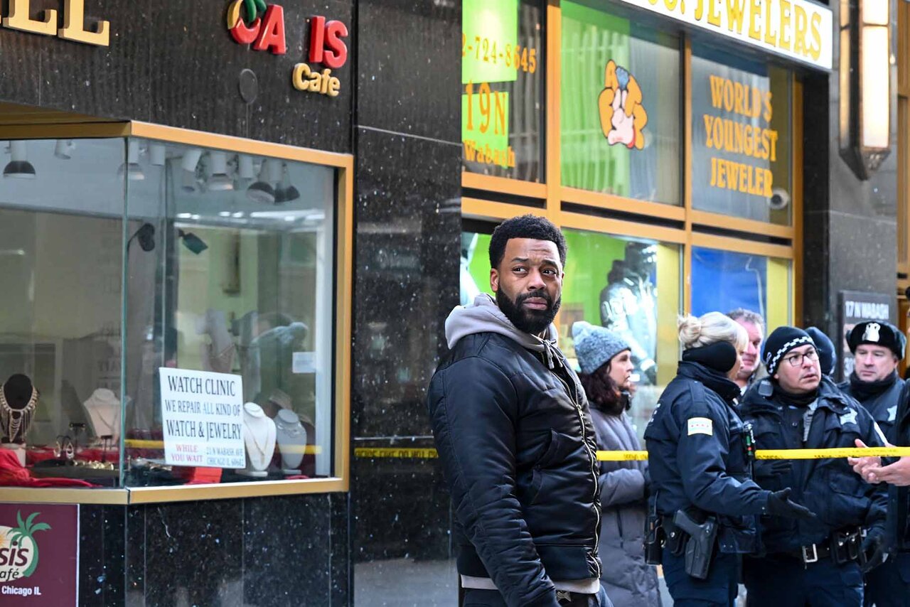 LaRoyce Hawkins Filmed Chicago P.D. in Unusually Cold Weather