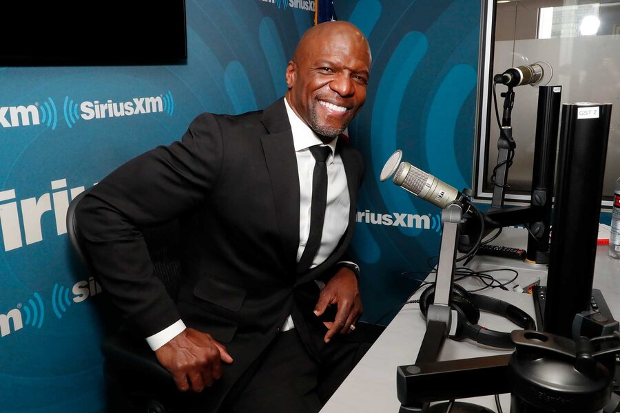 Terry Crews recreates iconic 'A Thousand Miles' White Chicks scene