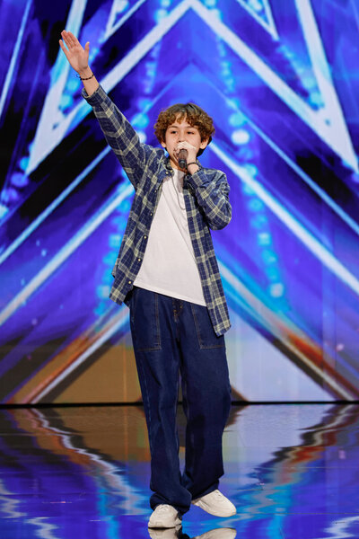 Jollux performs onstage on America's Got Talent Episode 1905.