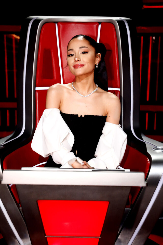 Ariana Grande The Voice Season 21 Fashion Her Best Outfits Nbc Insider 