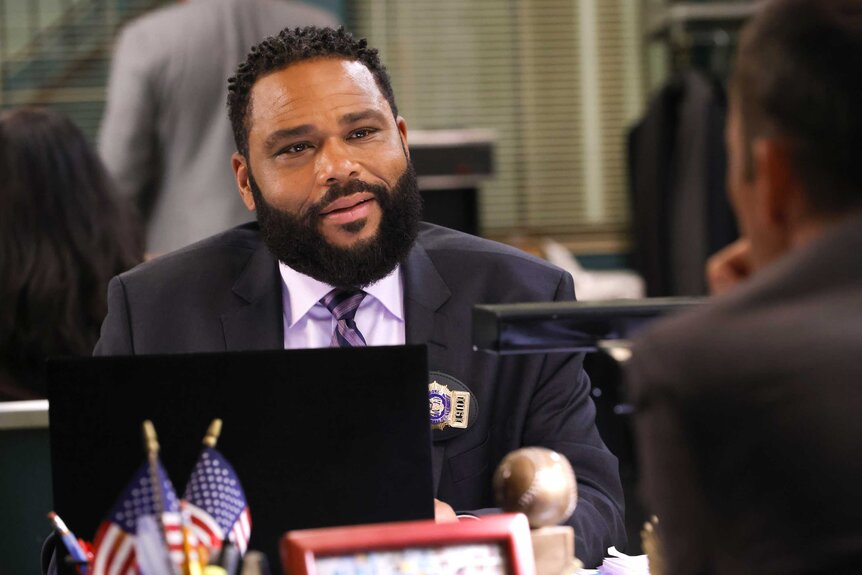 Det. Kevin Bernard (Anthony Anderson) in a scene from Law & Order.