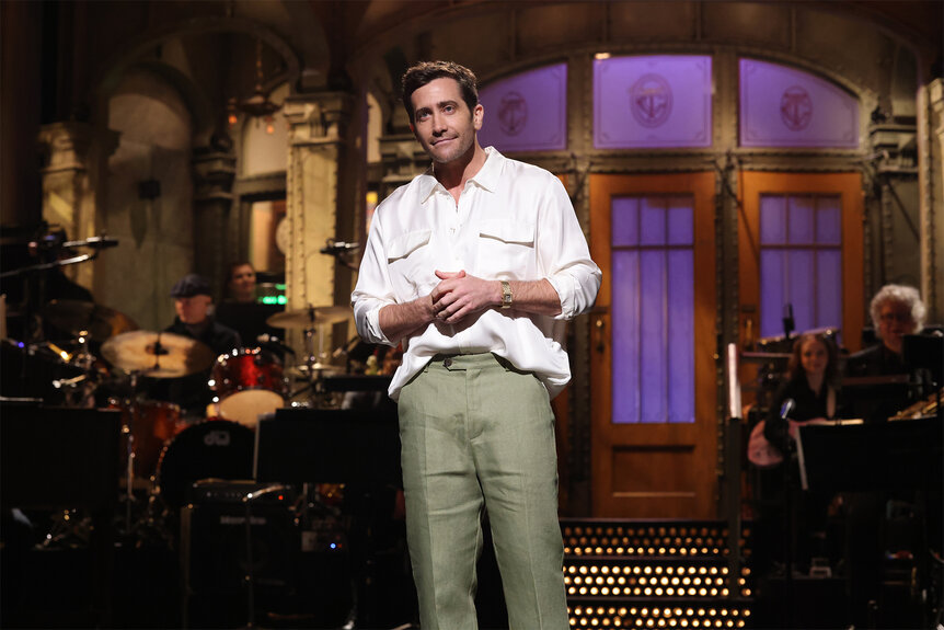 Jake Gyllenhaal during his monologue on snl episode 1864