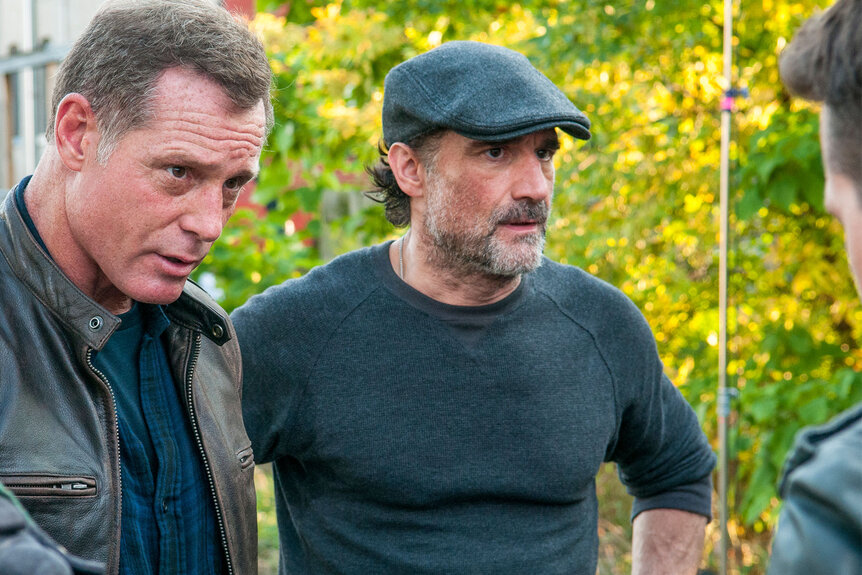 Hank Voight and Alvin Olinsky in a scene from Chicago P.D. Season 3 Episode 9.