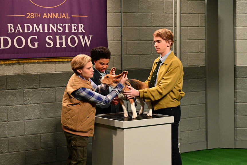 Kate McKinnon, Punkie Johnson, and Andrew Dismukes during the Dog Show sketch on SNL Episode 1817