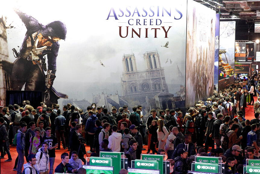 A view of the Assassins Creed Unity poster