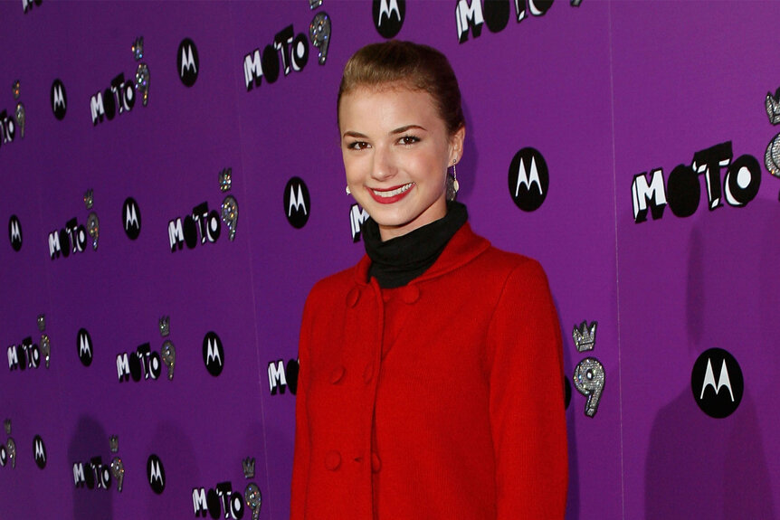Actress Emily VanCamp arrives at MOTO 9, Motorola's 9th Anniversary party in 2007