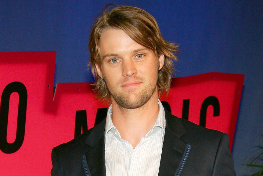 Jesse Spencer smiles on the red carpet at the 2007 Video Music Awards