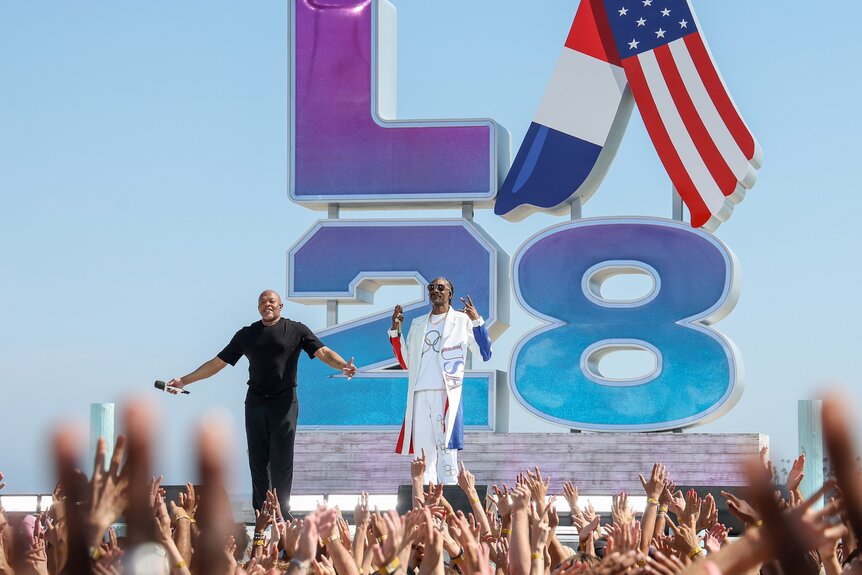 Snoop Dogg and Dr. Dre perform in L.A. during the Olympics Closing Ceremony