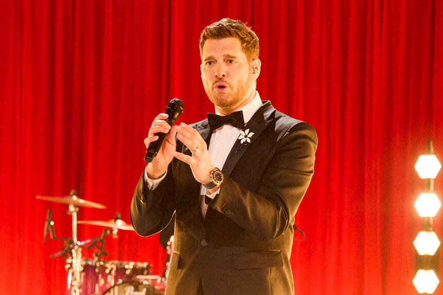 How Tall Is Michael Bublé? | NBC Insider