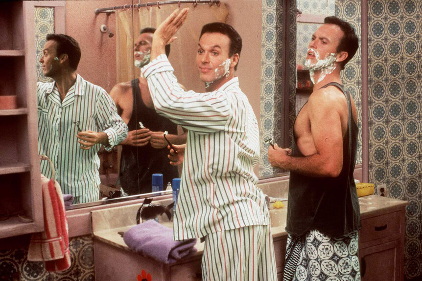 Michael Keaton stars in the film 'Multiplicity', 1996.