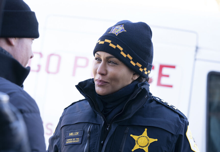 Samantha Miller (Nicole Ari Parker) talking in Chicago P.D. Season 8, Episode 9.