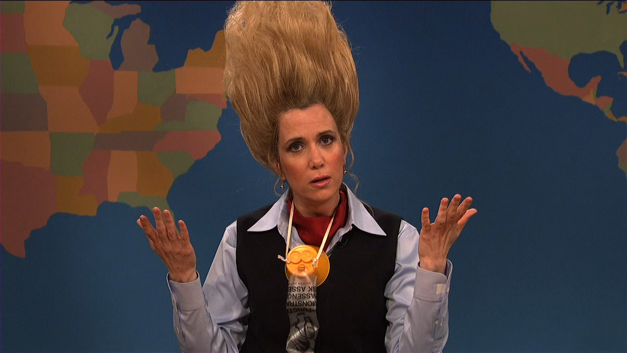 Watch Weekend Update Shelly Elaine on the Hole in a Southwest Plane